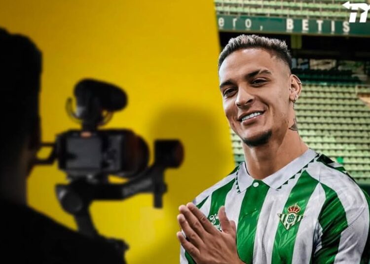 Cái kết của tiền vệ Antony tại Manchester United