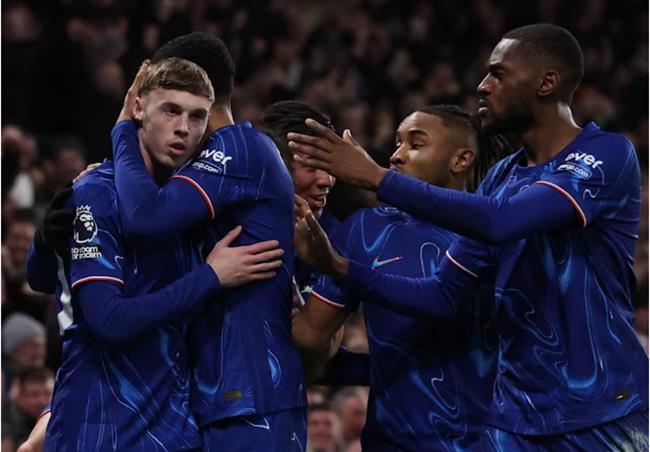 HLV Enzo Maresca kêu gọi CĐV Chelsea kiên nhẫn