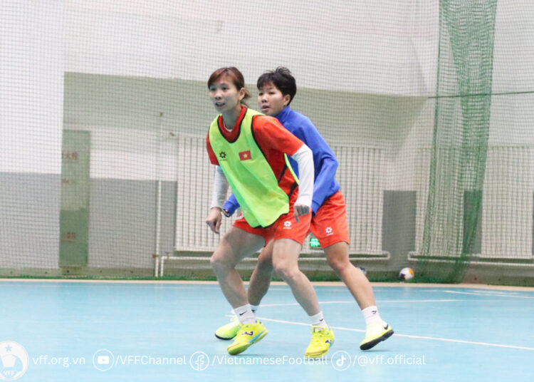 Tuyển Futsal nữ Việt Nam quyết tâm giành chiến thắng trận ra quân